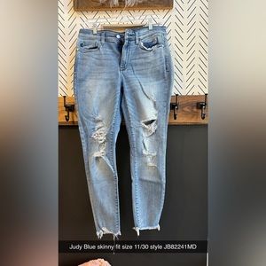 Judy Blue skinny fit size 11/30 style JB82241MD